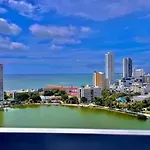Hermoso Apartamento en Cartagena, Vista Al Laguito -Nuevo Conquistador